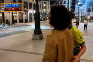 六台：库库雷利亚和恩佐去看马德里公开赛，与球迷合影