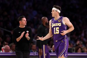 雷迪克：这几周以来我们不缺乏竞争精神 但里夫斯会强化这一点！