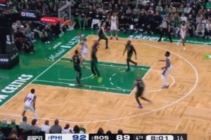 快如闪电！马克西急速突破撕裂绿军防线上篮得分