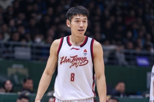 多亏能杀伤！陆文博7中0&三分6中0靠罚球拿到6分4篮板