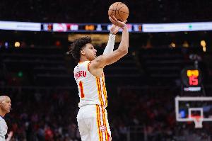 全面发挥但还不够！杰伦·约翰逊15中7拿到18分10板6助2断