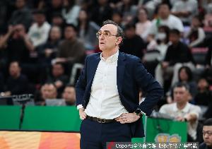 记者：米切尔和乌戈展现很强的临场能力‌  杜锋邱彪完全落了下风