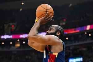 先声夺人！哈登打满首节 7中4得到14分3板2助1断 罚球4中4