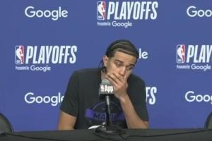 【完整版】布莱克：这场比赛支离破碎 我们必须适应好吹罚尺度