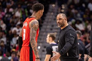 乌度卡：小贾的全面性对我们始终是加分项 没他我们肯定做不到！