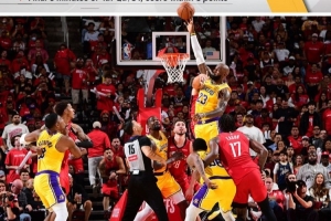 本赛季关键时刻战绩：湖人24胜8负&胜率75%联盟第1 力压雷霆&马刺