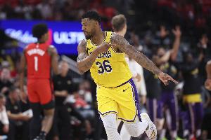 系列赛3-2！斯玛特：火箭投进了该进的球 得向他们致敬