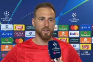 奥布拉克：裁判进行回看并认定埃泽那不是点球，对此我们表示认同