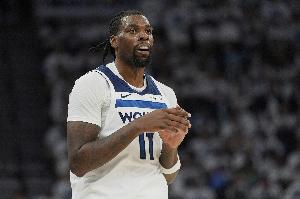 稳定火力输出点！纳兹·里德替补34分钟 13中7贡献15分7板4助