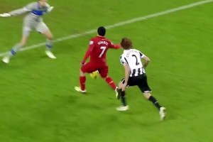 人球合一！苏亚雷斯单刀极致控球破门！怀疑脚上粘了502！